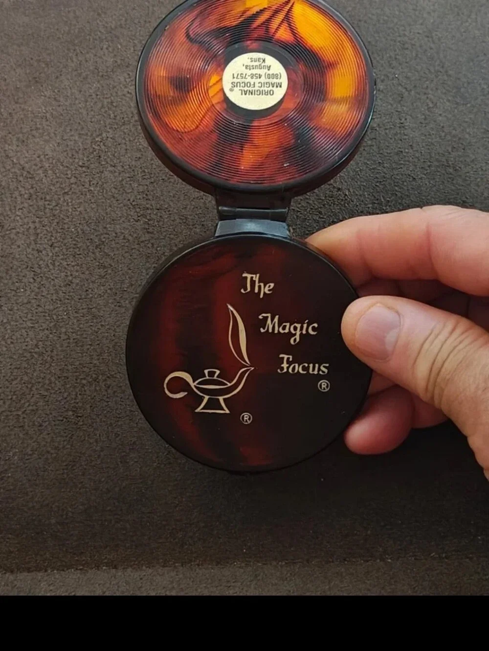 1970s Magic Focus Magnifying Compact Makeup Mirror